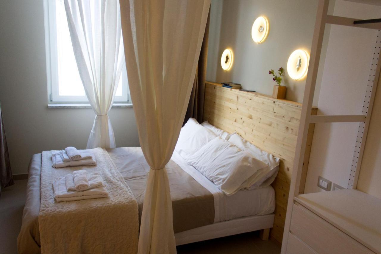 Schiara Apartment เนเปิลส์ ภายนอก รูปภาพ