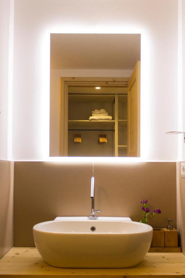 Schiara Apartment เนเปิลส์ ภายนอก รูปภาพ